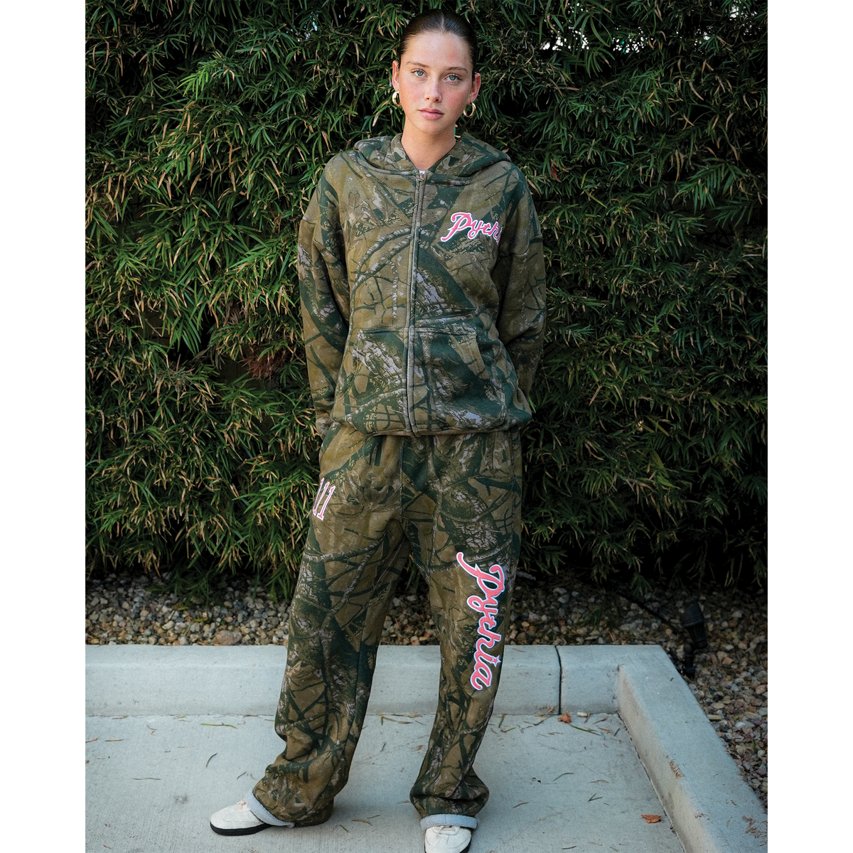 CAMO 111 ZIP HOODIE - PINK