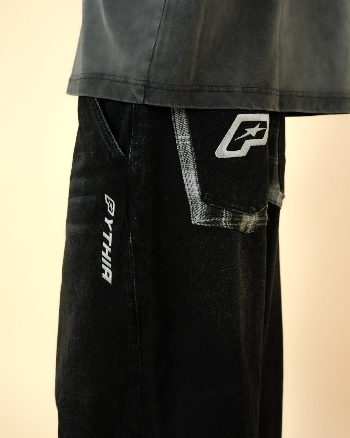 BAGGY FLANNEL POCKET DENIM - WASHED BLACK